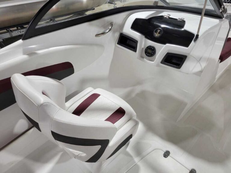 2024 Tahoe 200S US-BUJ32366F324 [photo 33]